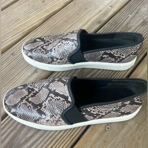 Vince - snake effect leather slip on sneaker. Size 7.5